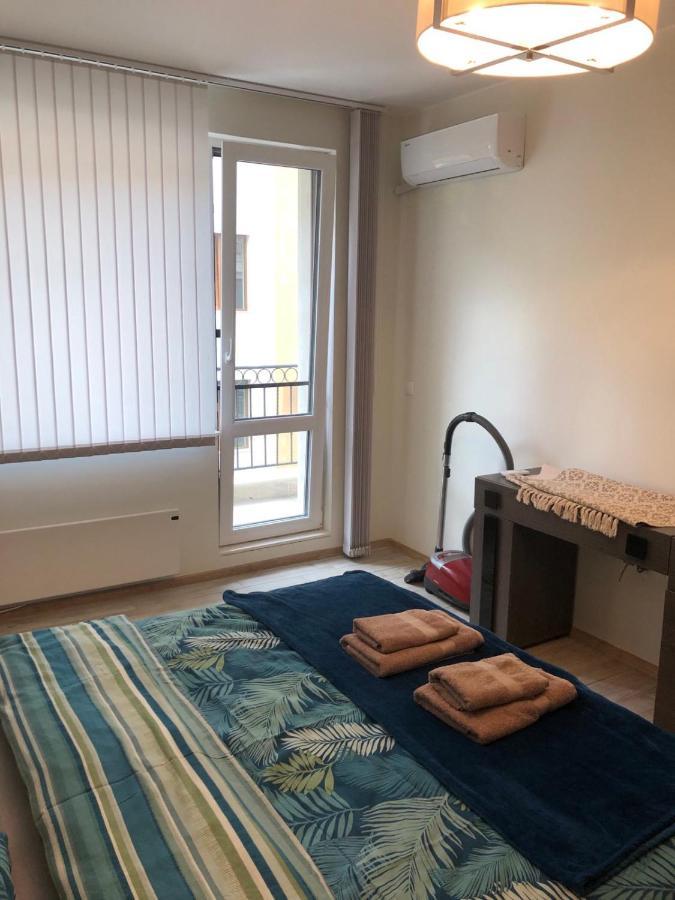 Habitat Sea View Apartment Varna Extérieur photo